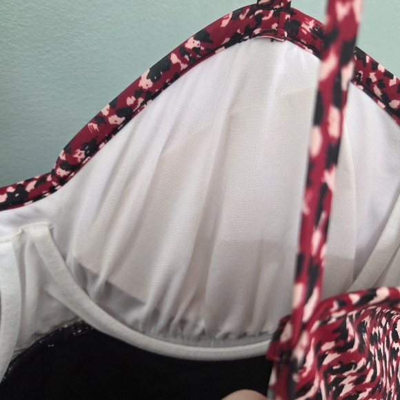 Swim Solutions Flyaway Brick Red One Piece Swimwear Thigh Minimizer Size 16 New - Picture 6 of 9